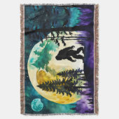 サスカッチ満月オンザマウンテン スローブランケット (正面縦)