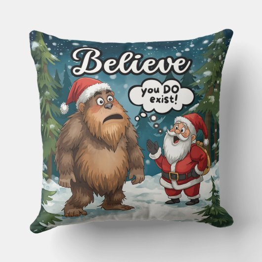 サスクワッチとサンタが出会う 面白いと思う クリスマスを信じてる クッション (裏面)