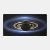 サターンはカッシーニ・オービターから太陽を食べた デスクマット (正面)