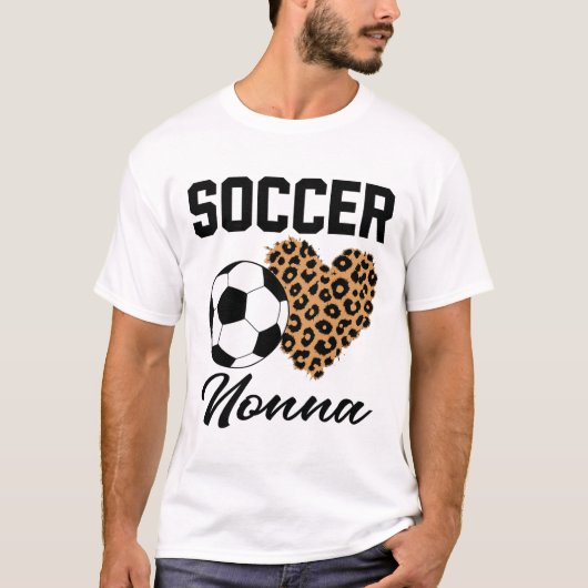 サッカーおばあちゃんヒョウ柄ハートおばあちゃん Tシャツ (正面)