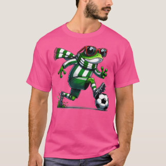サッカーおもしろいカエル動物のカエル遊のサッカー Tシャツ