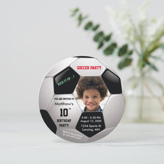 サッカーおもしろいフォト誕生日エピックパーティの招待状 招待状 (スタンド正面)