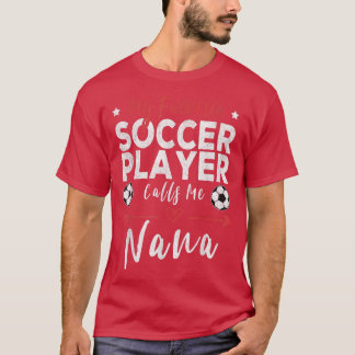 サッカーお気に入りの選手が私をナナナサッカーグラと呼ぶ Tシャツ