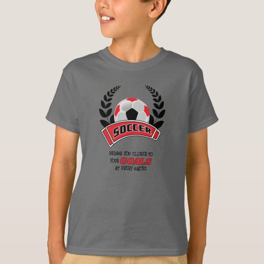 サッカーがあなたのゴールに近づく – 赤 Tシャツ (正面)
