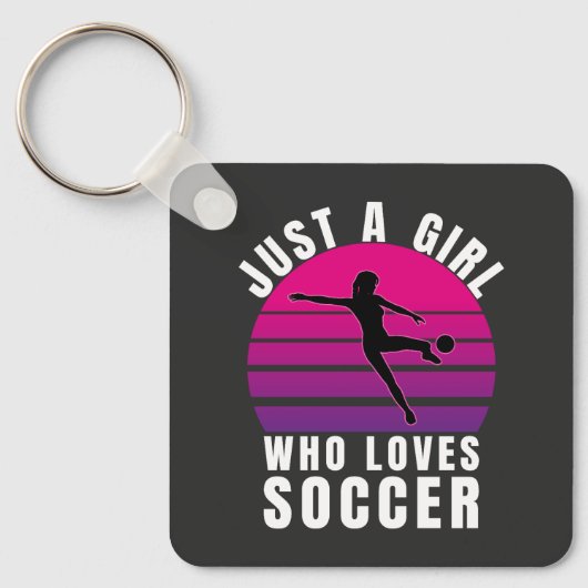 サッカーが大好きな女の子 キーホルダー (正面)