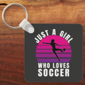 サッカーが大好きな女の子 キーホルダー (正面)