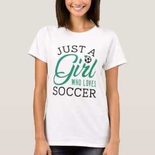 サッカーが大好きな女の子 Tシャツ