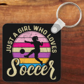 サッカーが大好きカラフルの女の子 キーホルダー (裏面)