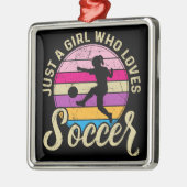 サッカーが大好きカラフルの女の子 メタルオーナメント (左)