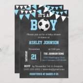 サッカーそれは男の子のベビーシャワーの黒板の警官です 招待状 (正面/裏面)