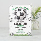 サッカーで楽しく遊ぼう スポーツ 子供 誕生日 招待状 (スタンド正面)