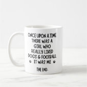 サッカーとドッグが大好きな女の子 コーヒーマグカップ (左)