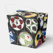 サッカーにはボールが遊掛かる フェイバーボックス (裏面サイド)