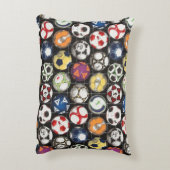 サッカーにボール遊が必要 アクセントクッション (裏面(縦))