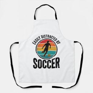 サッカーに夢中なレトロTシャツデザイン( エプロン