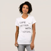サッカーのある生活は最高 Typography | サッカー好きに贈る Tシャツ (正面フル)