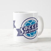 サッカーのおじいちゃん ジャンボコーヒーマグカップ (正面右)