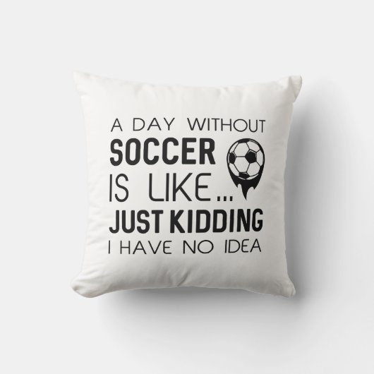 サッカーのない日 クッション (正面)