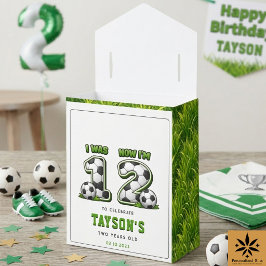 サッカーのオールスター2歳の誕生日おめでとう "1歳だったのに今は2歳" フェイバーボックス