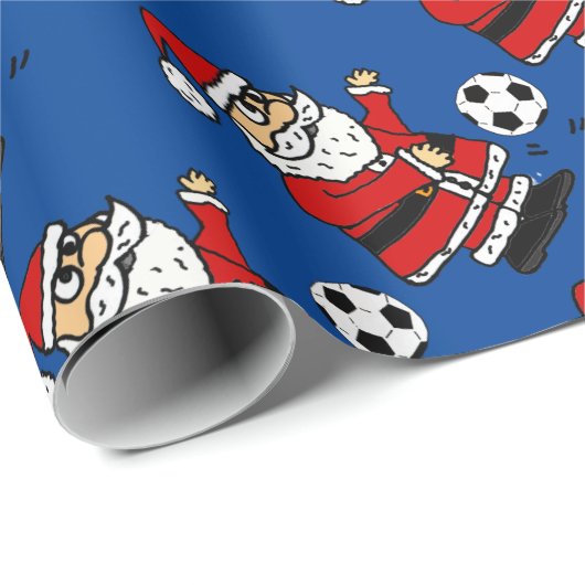 サッカーのクリスマスの漫画を遊んでいるかわいいサンタクロース ラッピングペーパー (ロールコーナー)