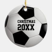 サッカーのクリスマス20XX | Personalizableのスポーツのギフト セラミックオーナメント (裏面)