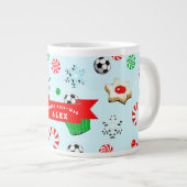 サッカーのクリスマス・ホリデー ジャンボコーヒーマグカップ (正面右)