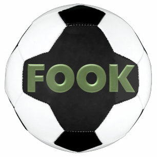サッカーのグリーンとブラックボールを見る サッカーボール