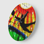 サッカーのゴールキーパー、網及び草 ラージ壁時計 (傾斜)