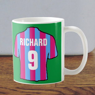 サッカーのシャツのデザインはクラレットとブルー。 コーヒーマグカップ