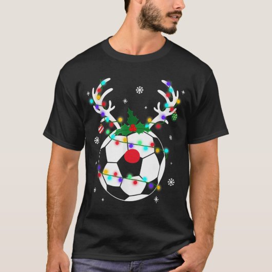 サッカーのトナカイクリスマスツリーのクリスマス服 Tシャツ (正面)