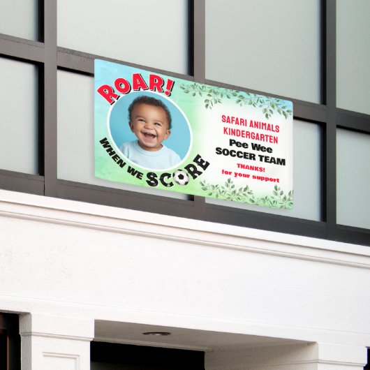 サッカーの写真 横断幕 (ビルの外側)