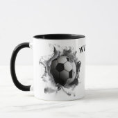 サッカーの卒業祝い マグカップ (左)