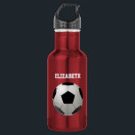 サッカーの名カスタマイズ前 ウォーターボトル<br><div class="desc">このデザインは、赤い背景にサッカーボールを付け、名前を付けるテンプレートを備えている。このボトルをサッカー選手の名前でパーソナライズする。サッカー/サッカーデザインボトル素晴らしは、選手の水保または他のエネルギー飲料のためのものである。また、あなたのチーム素晴らしのサッカー選手やサッカー選手のためのギフトを作る。右側のオプションメニューからボトルのサイズと色を選択する。</div>