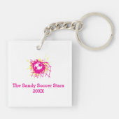 サッカーの女パーソナライズされた子ピンクチーム キーホルダー (裏面)