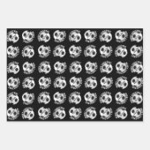 サッカーの子供たちがスポーツをメリークリスマスに命名 ラッピングペーパーシート (正面2)