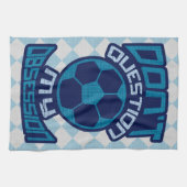 サッカーの強迫観念を疑わない キッチンタオル (横)