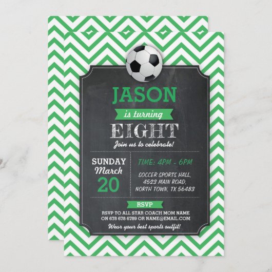 サッカーの招待のパーティーの誕生日のスポーツの緑のフットボール 招待状 (正面/裏面)