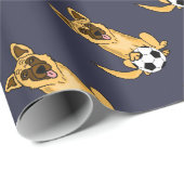 サッカーの漫画を遊んでいるベルギー人のMalinoisかわいい犬 ラッピングペーパー (ロールコーナー)