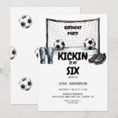 サッカーの誕生日パーティーでキックイン 招待状 (正面/裏面)