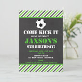 サッカーの誕生日パーティーの招待グリーン·ブラック·ボーイ 招待状 (スタンド正面)