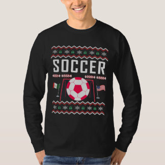 サッカーの醜いクリスマスセーター Tシャツ