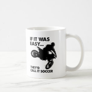サッカーは簡単で面白い マグカップ