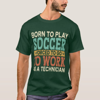 サッカーをするボルノの少年 スポーツ少年 強制労働 Tシャツ