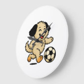 サッカーをする子犬 ラージ壁時計 (傾斜)