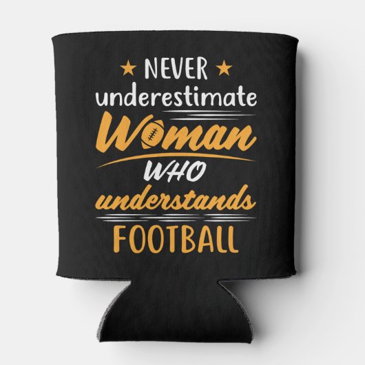 サッカーを理解している女性を決して過小評価しない 缶クーラー (裏面)