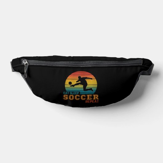 サッカーを食べる寝る繰り返す ファニーパック (レイダウン)