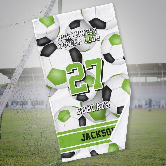 サッカーアスリートとチーム名グリーンブラック ハンドタオル