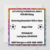 サッカーガールパーソナライズされたネクタイ染めレインボー誕生日 招待状 (裏面)