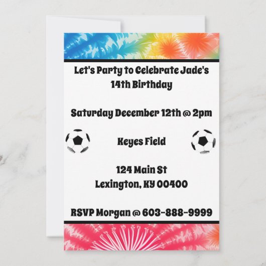サッカーガールパーソナライズされたネクタイ染めレインボー誕生日 招待状 (裏面)