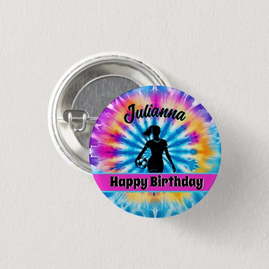 サッカーガールパーソナライズされたネクタイ染めレインボー誕生日 缶バッジ (正面&裏面)